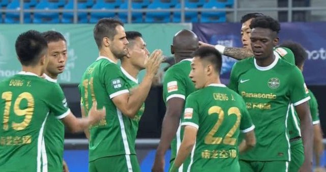 中超4月战绩：蓉城、申花全胜，河南、浙江、西海岸未取胜