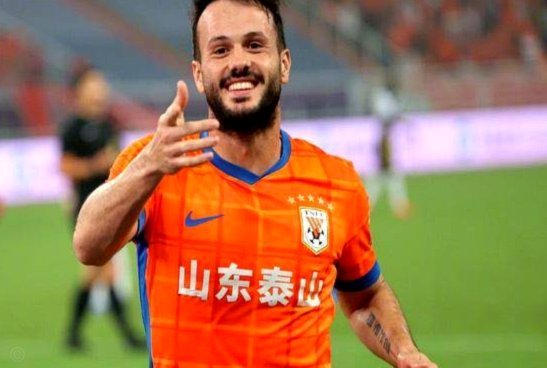 泽卡破门泰山2-0领先玉昆