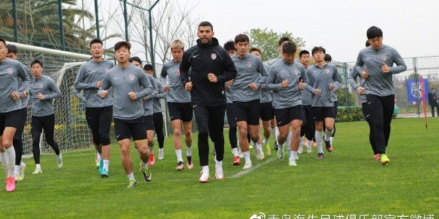 青岛海牛紧急补援！塞尔维亚国脚加盟，直面保级战线挑战
