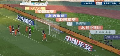 世界波！德尔加多内切远射破门，英博1-1